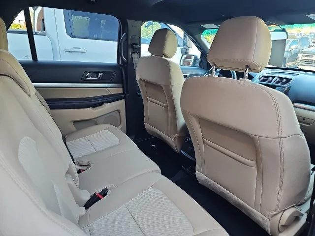 Used 2016 White Ford Base image 20