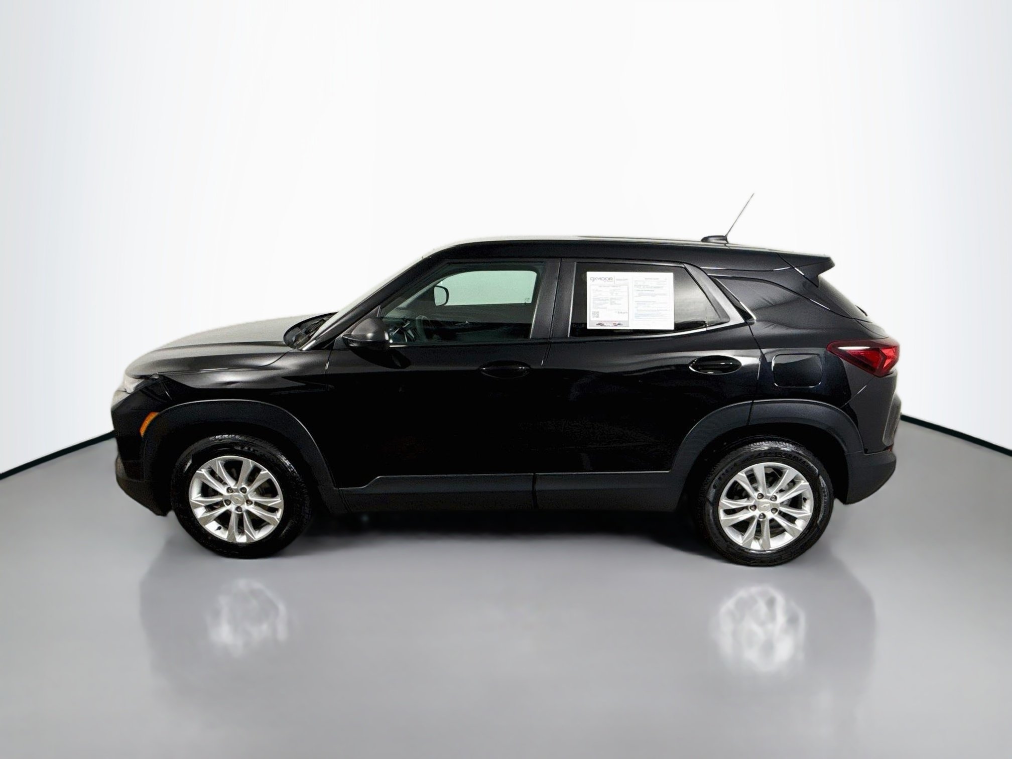 Used 2023 Black Chevrolet LS image 4