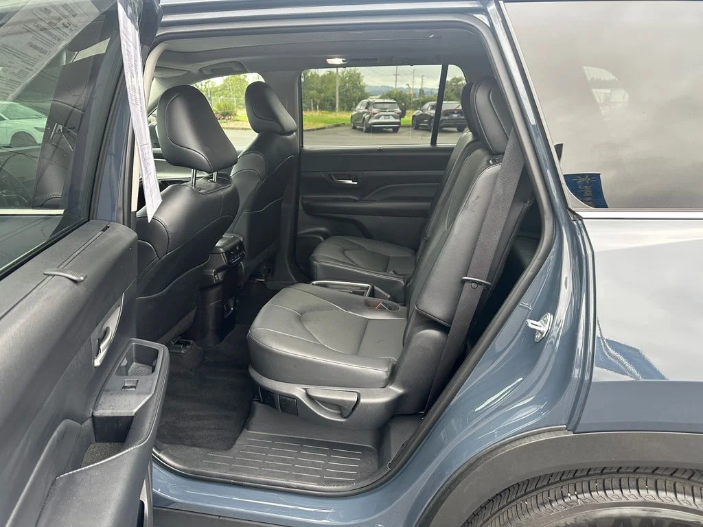Certified Used 2025 White Toyota XLE image 15