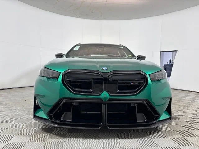 New 2027 Isle of Man Green Metallic BMW Base image 2