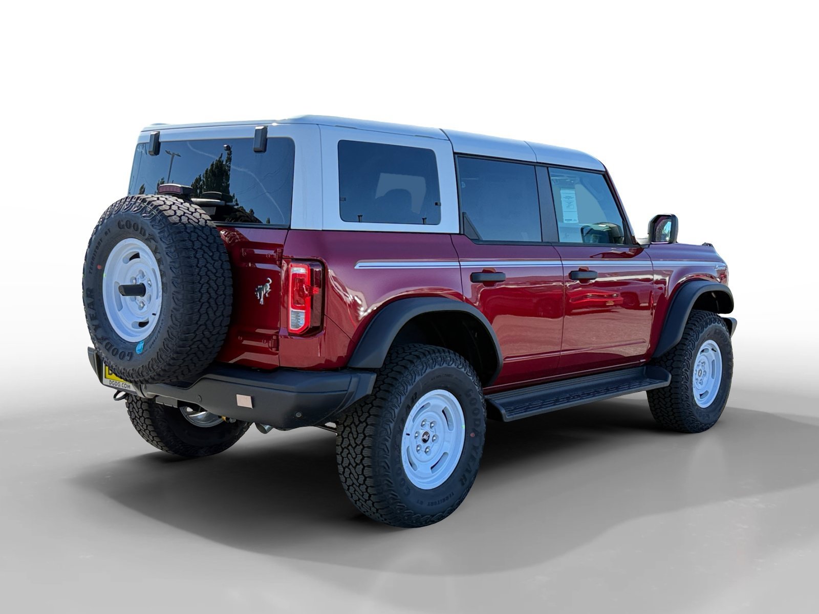 New 2026 Ruby Red Metallic Tinted Clearcoat Ford Heritage Edition image 5