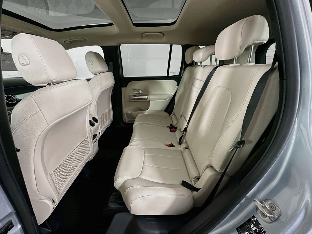 Certified Used 2026 Silver Mercedes-Benz GLB 250 image 24