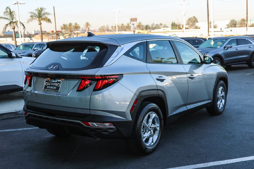 Certified Used 2024 Silver Hyundai SE image 9
