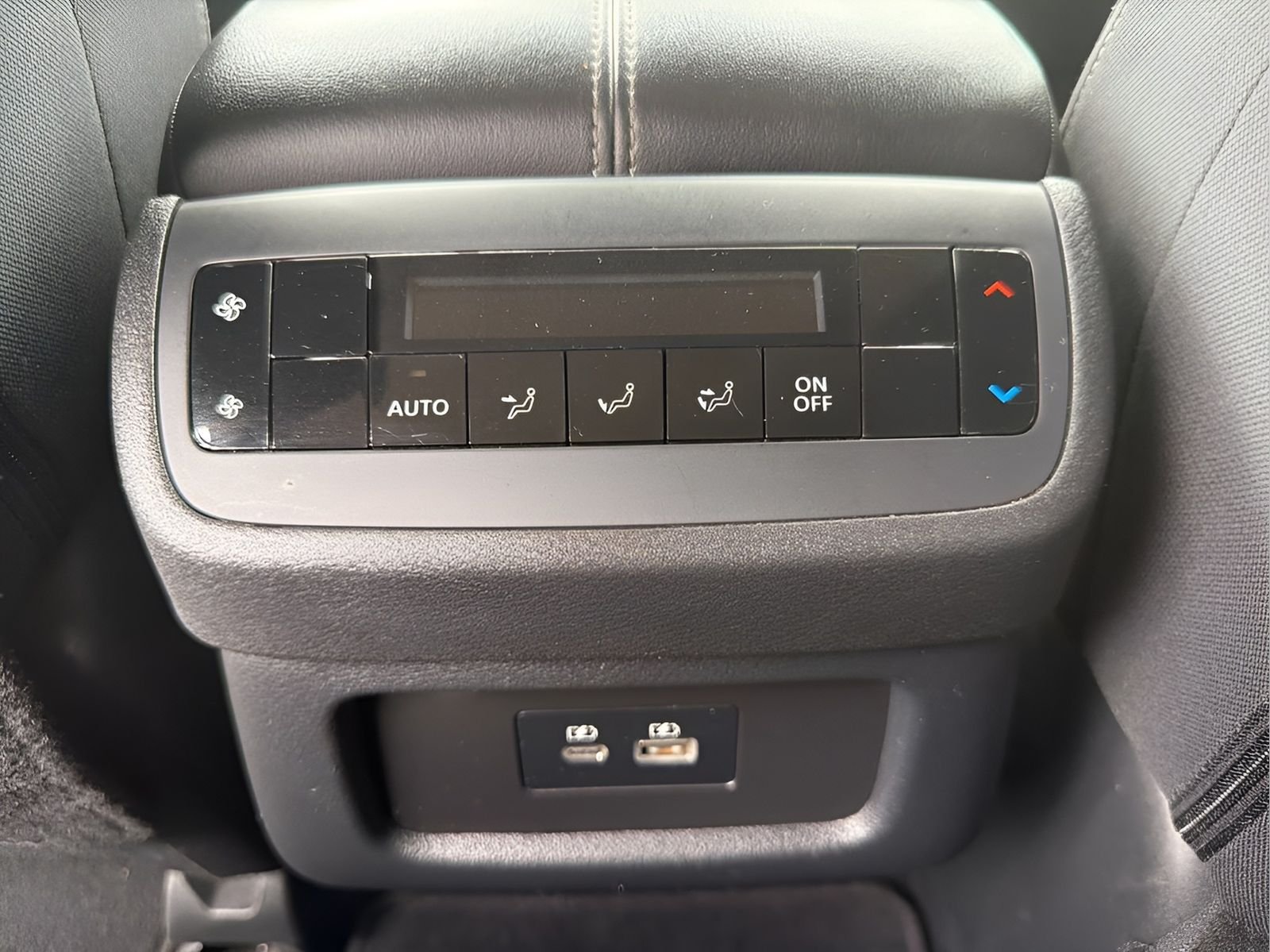 Used 2024 Silver Nissan SV image 24