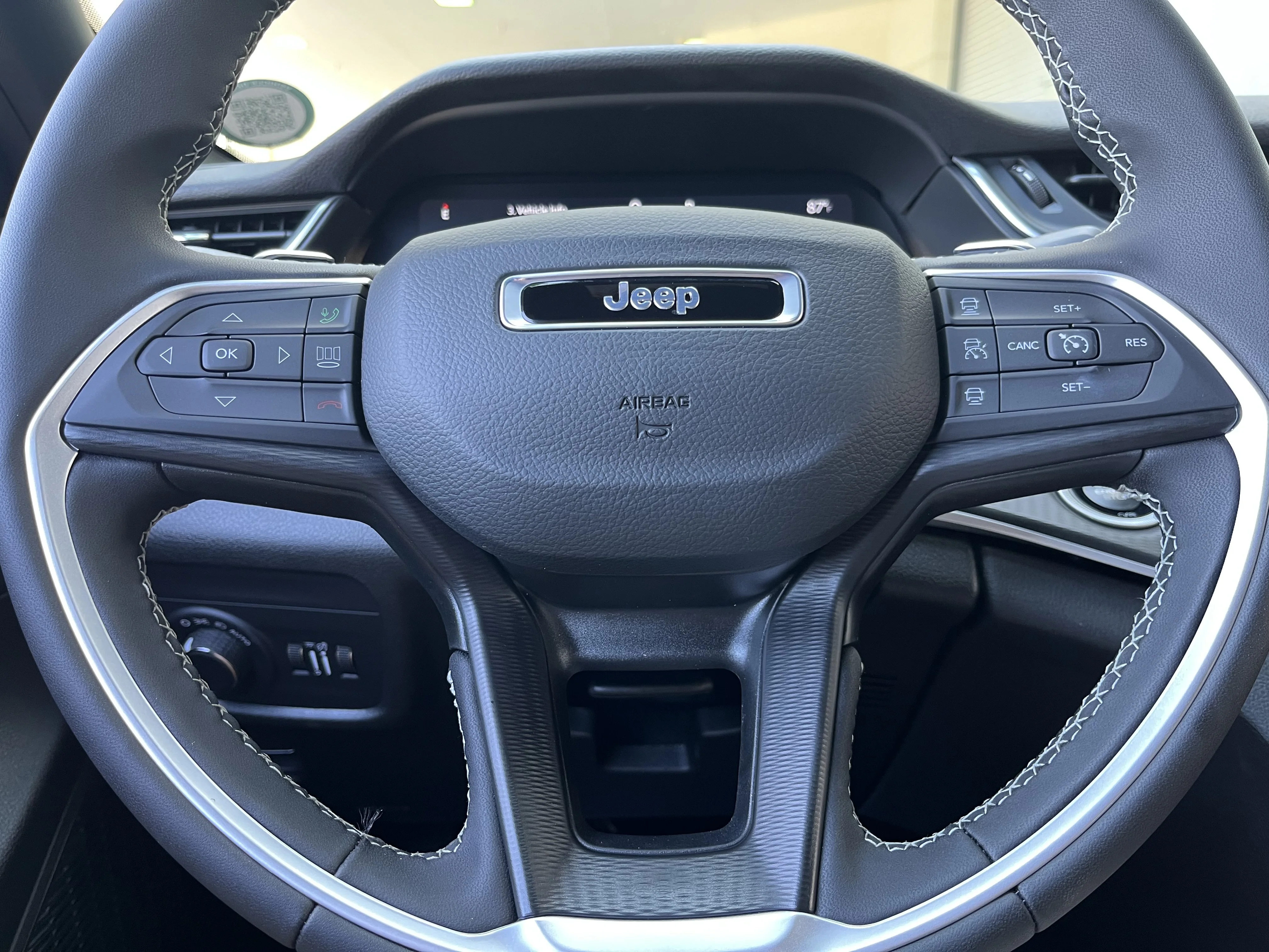 2025 Jeep Grand Cherokee L Laredo - Photo 24