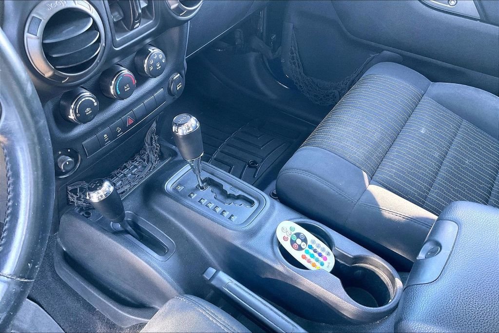 2011 JEEP WRANGLER - Image 14