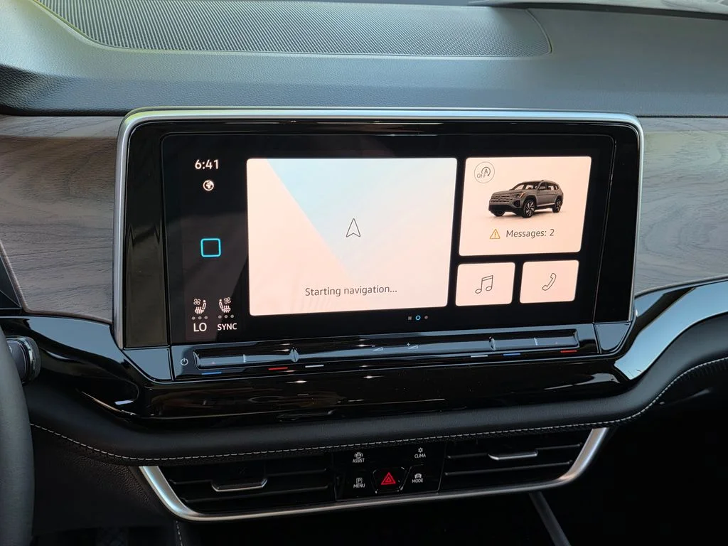New 2026 Pure Gray Volkswagen 2.0T SE w/Technology image 21