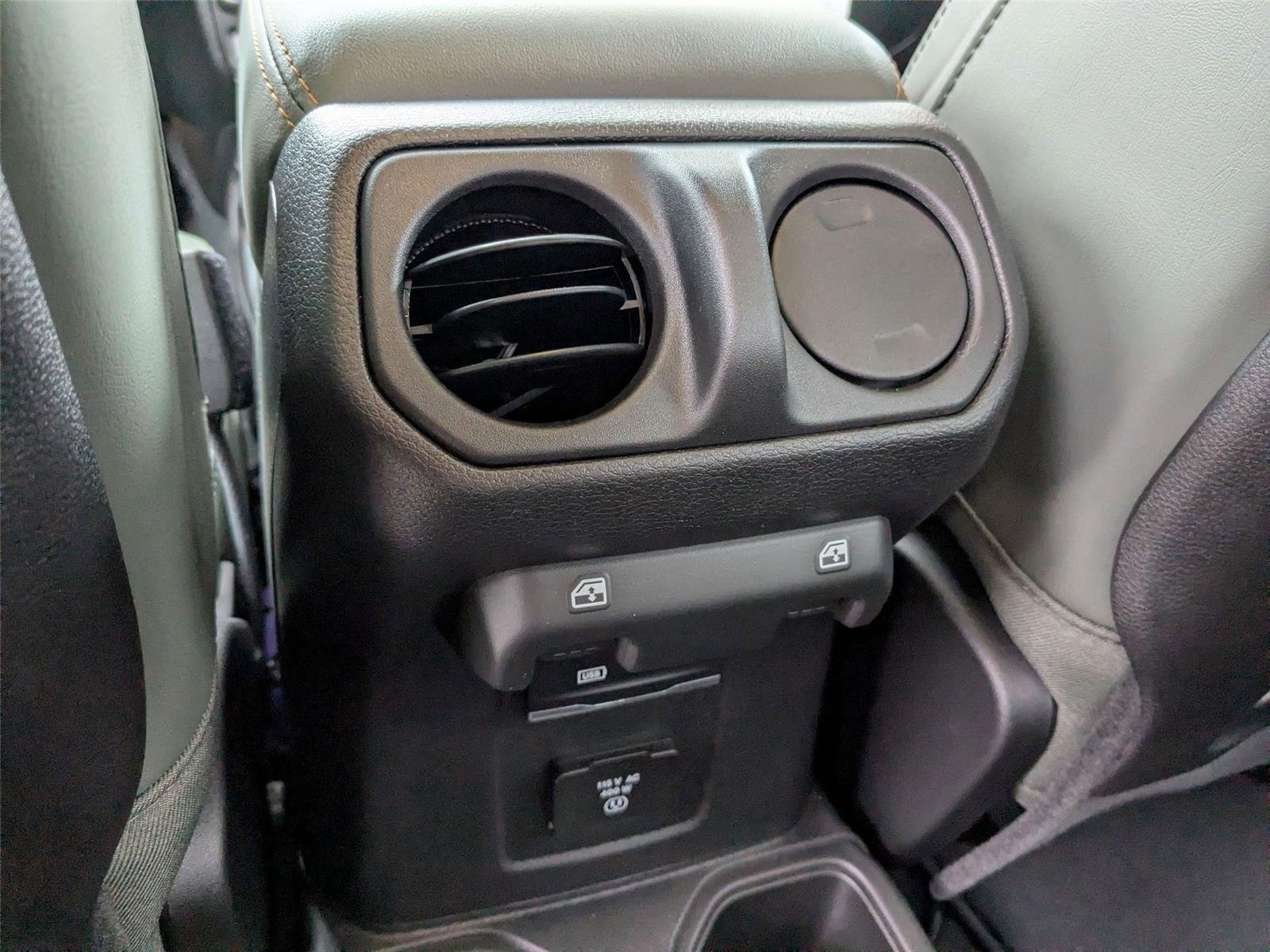 New 2026 Reign Exterior Paint Jeep Mojave X image 26
