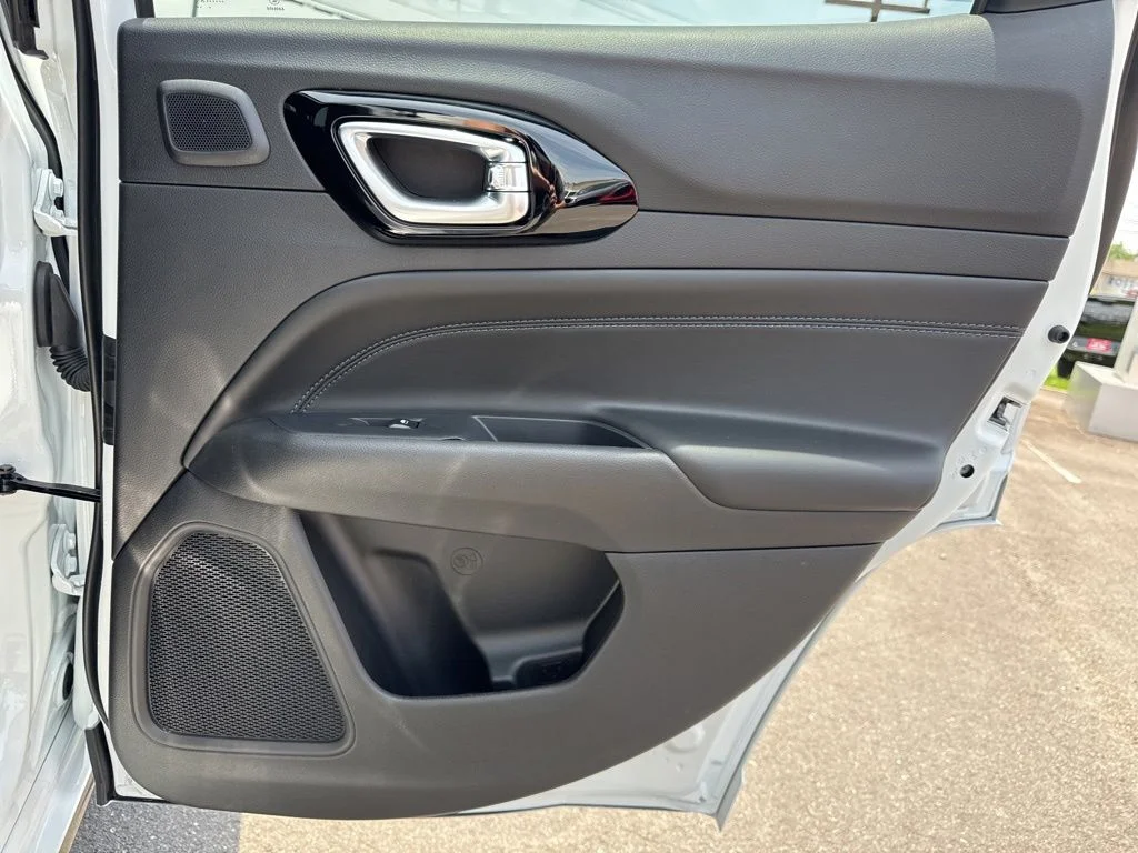 2025 Jeep Compass Limited - Photo 15