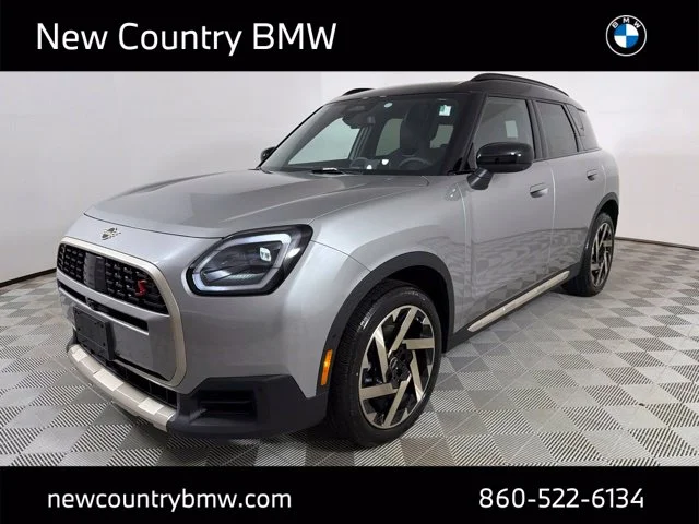 New 2027 Silver MINI Iconic image 3