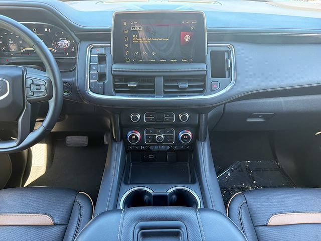 2024 GMC Yukon AT4 - Photo 16