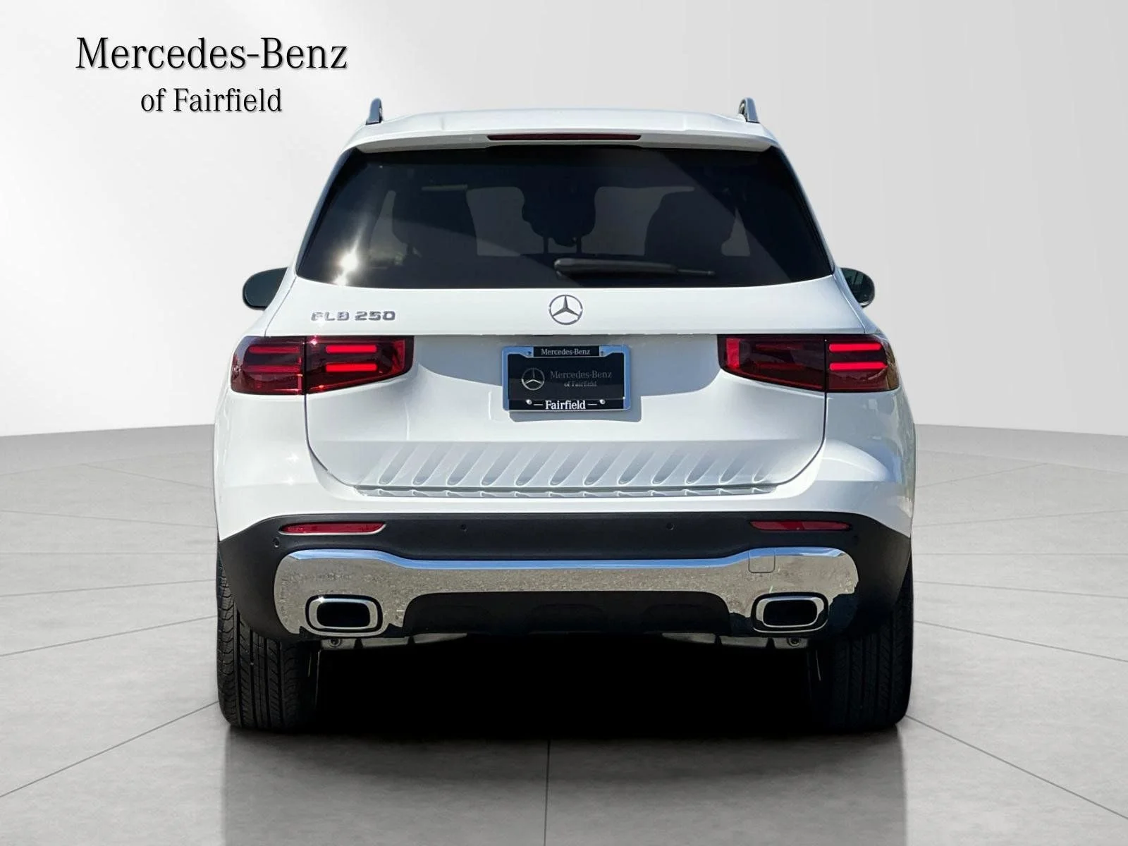 New 2026 White Mercedes-Benz GLB 250 image 7
