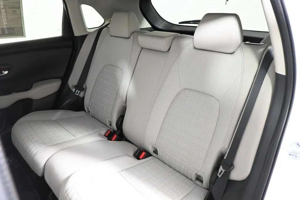 Used 2026 White Honda LX image 4