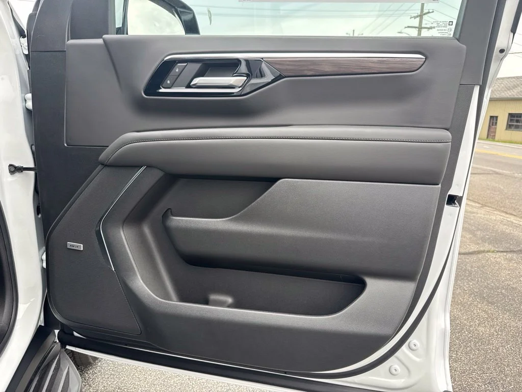 2026 Chevrolet Tahoe LT - Photo 25