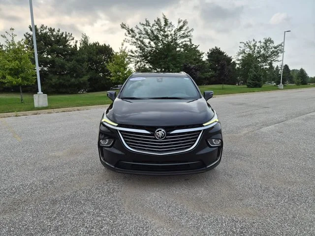 Used 2023 Black Buick Essence image 3