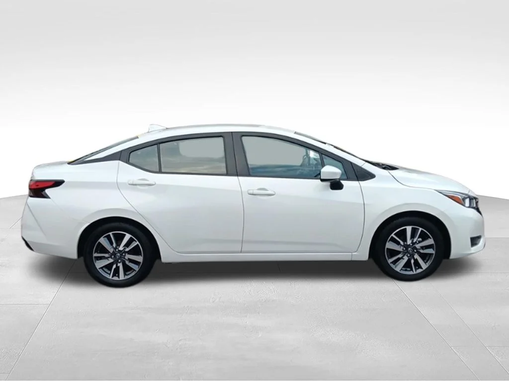Used 2023 Aspen White Tricoat Nissan 1.6 SV image 8