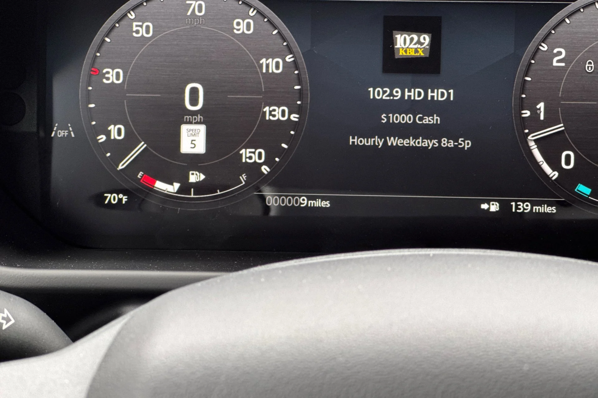 New 2026 Borasco Grey Land Rover X-Dynamic SE image 28