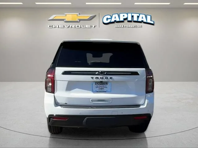Used 2023 Summit White Chevrolet Z71 image 4