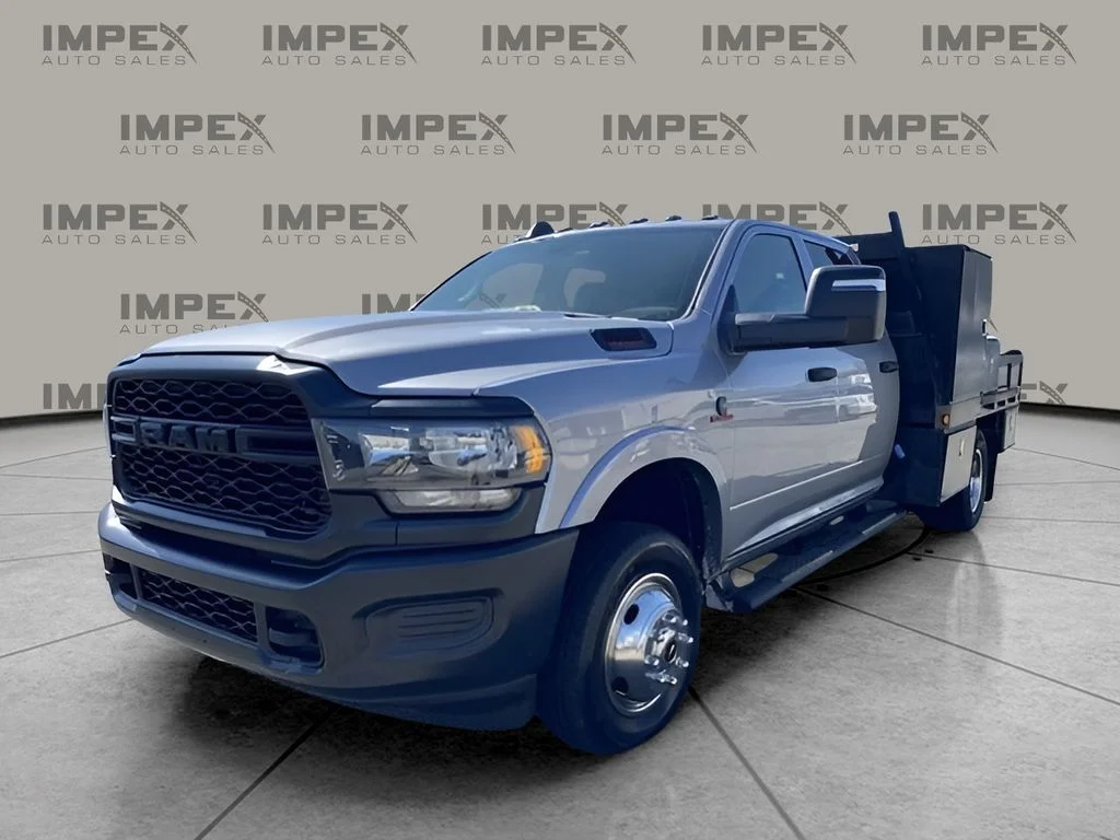 Used 2023 Silver Ram Tradesman image 4