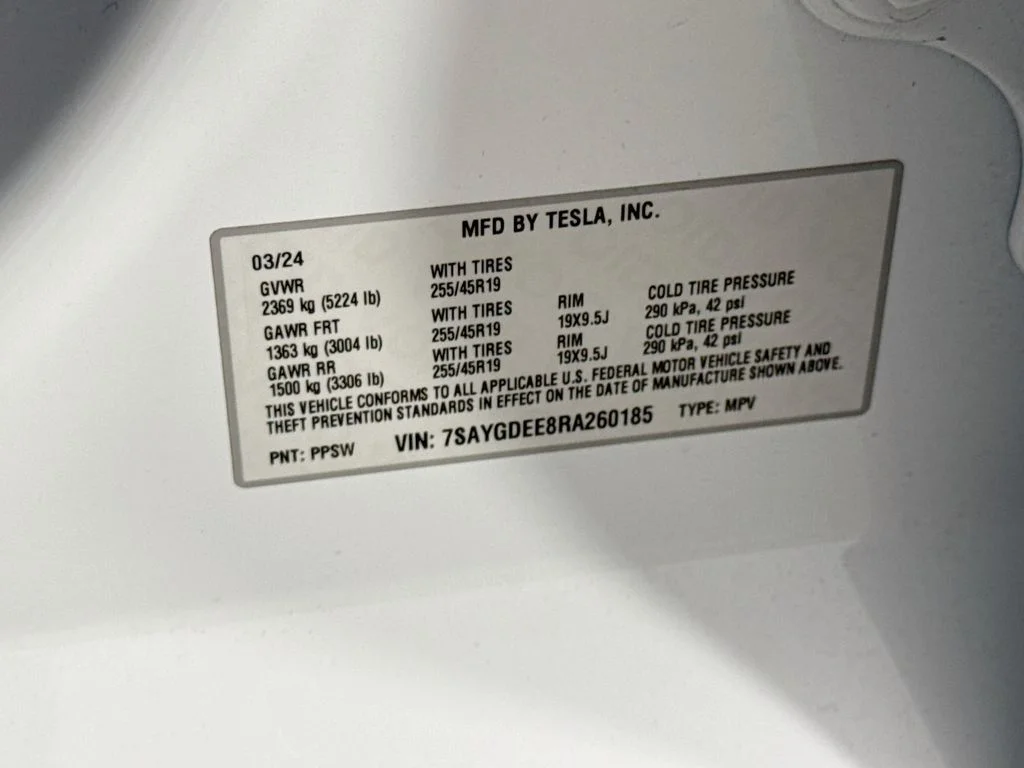 Used 2024 White Tesla Long Range image 32