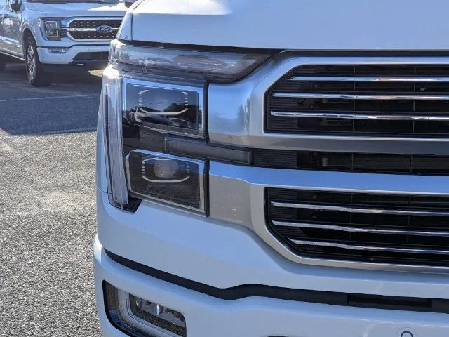 New 2026 Star White Metallic Tri-Coat Ford Platinum® image 39