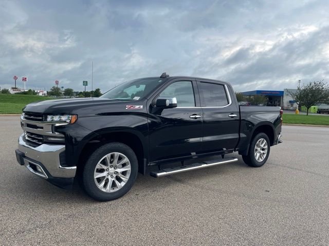 Used 2022 Black Chevrolet LTZ image 5