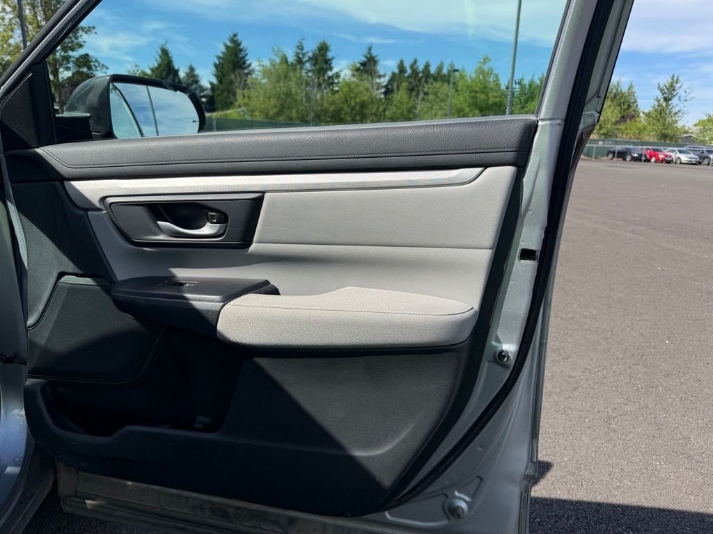 Used 2019 Lunar Silver Metallic Honda LX image 22