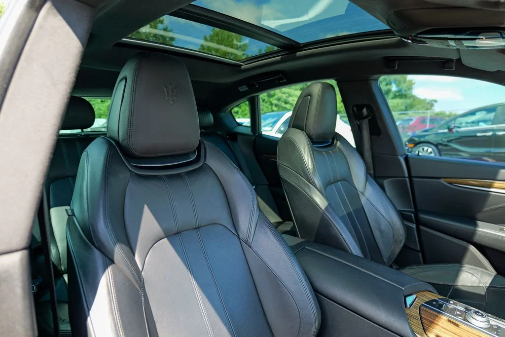 Used 2017  Maserati S image 37