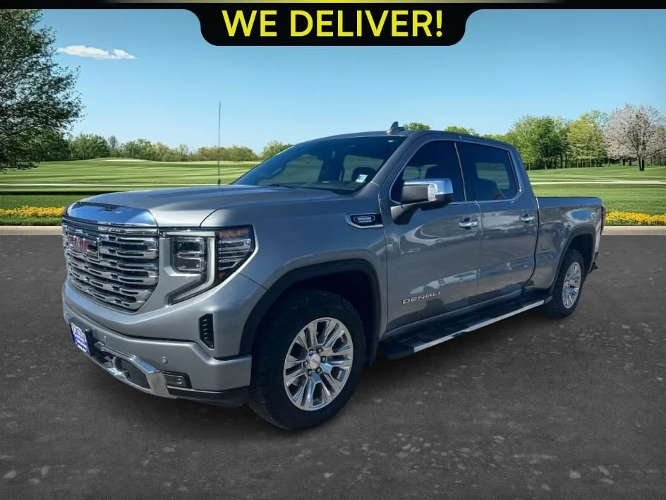 2023 GMC Sierra 4WD Crew Cab Short Box Denali's photo