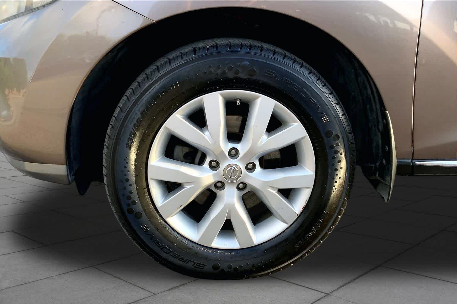 Used 2012 Tinted Bronze Metallic Nissan SL image 10