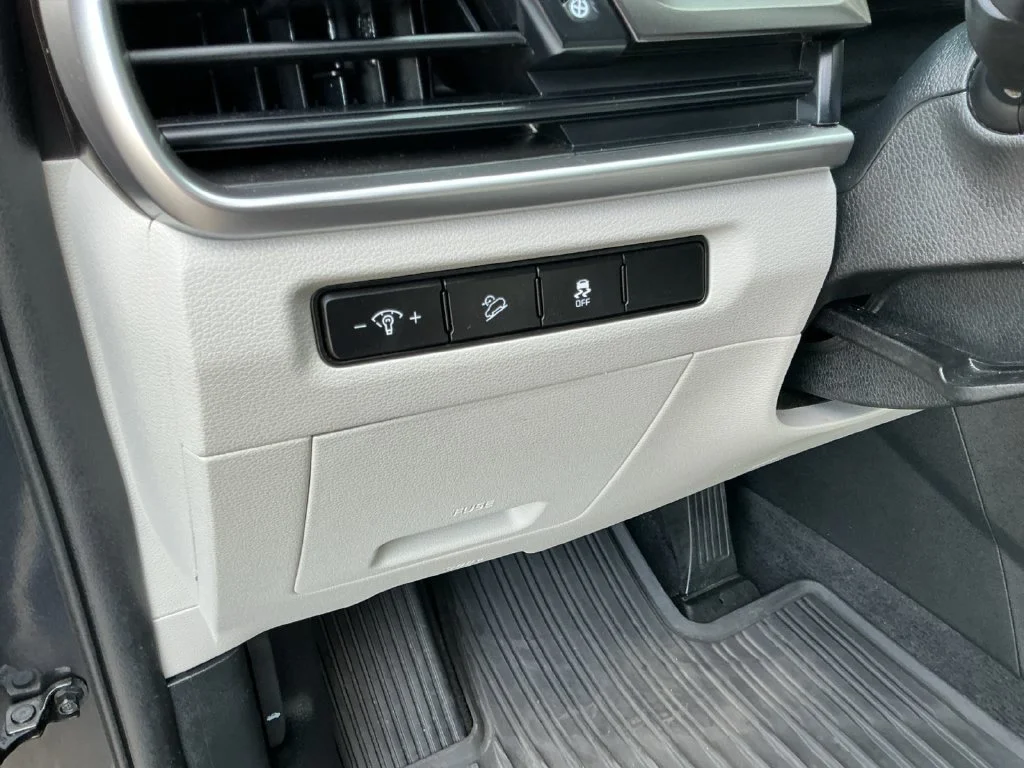 Used 2024 Gray Kia S image 32