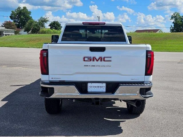 New 2026 Summit White GMC SLT image 4