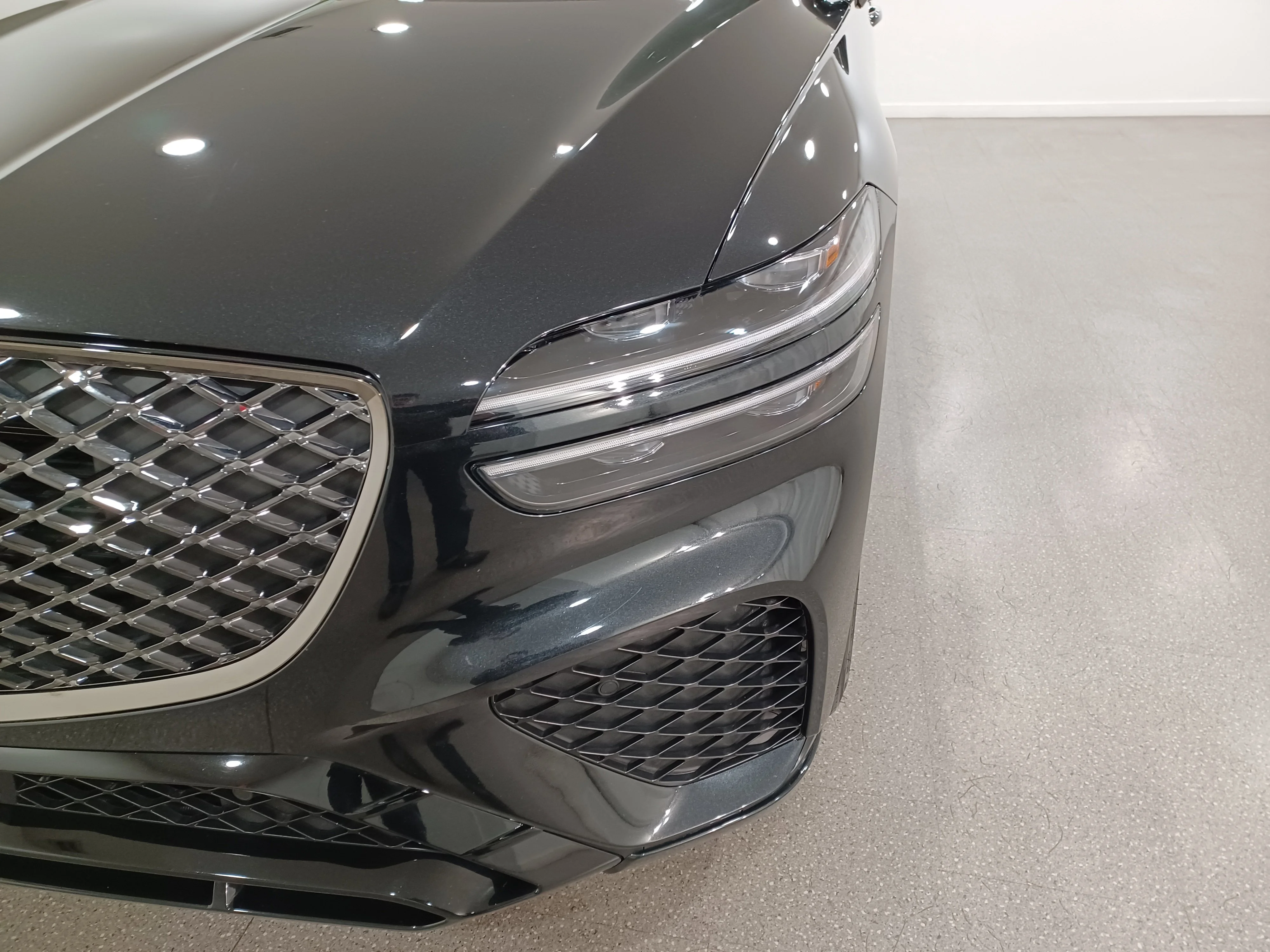 Certified Used 2025 Vik Black Genesis 3.5T Sport AWD*Adaptive Cruise | Remote Start | Nav | Head Up Display | Pano Roof | Cooled Leather image 5
