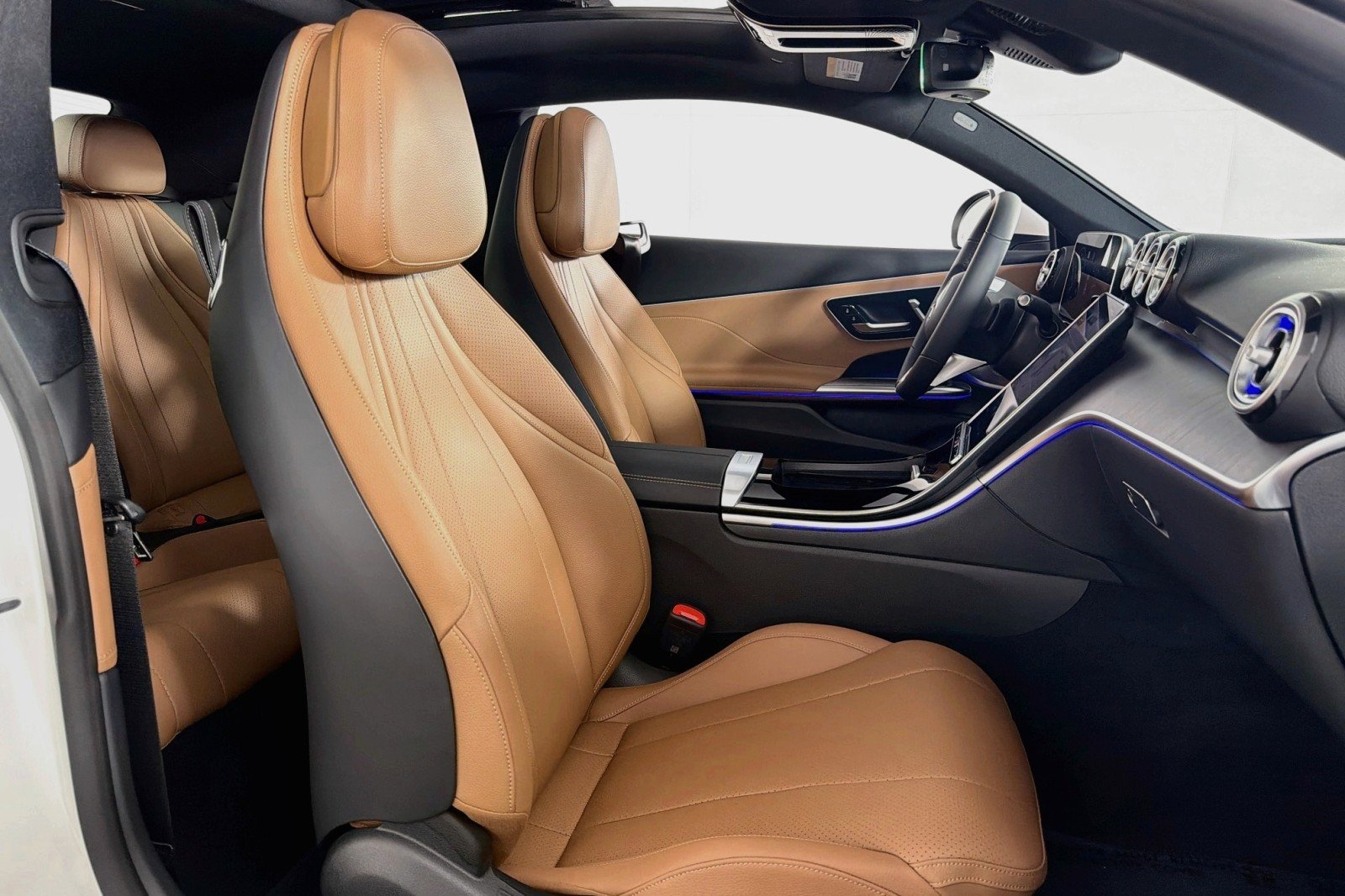 New 2027 Polar White Mercedes-Benz CLE 300 4MATIC® Coupe image 6