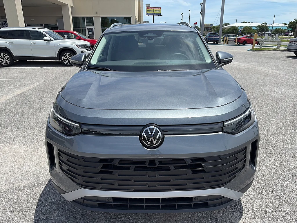 New 2026 Platinum Gray Metallic Volkswagen SE FWD image 8