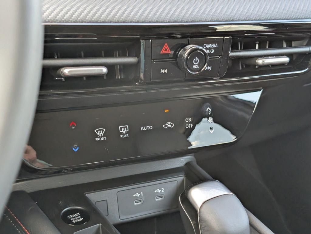 2026 Nissan KICKS SR - Photo 22