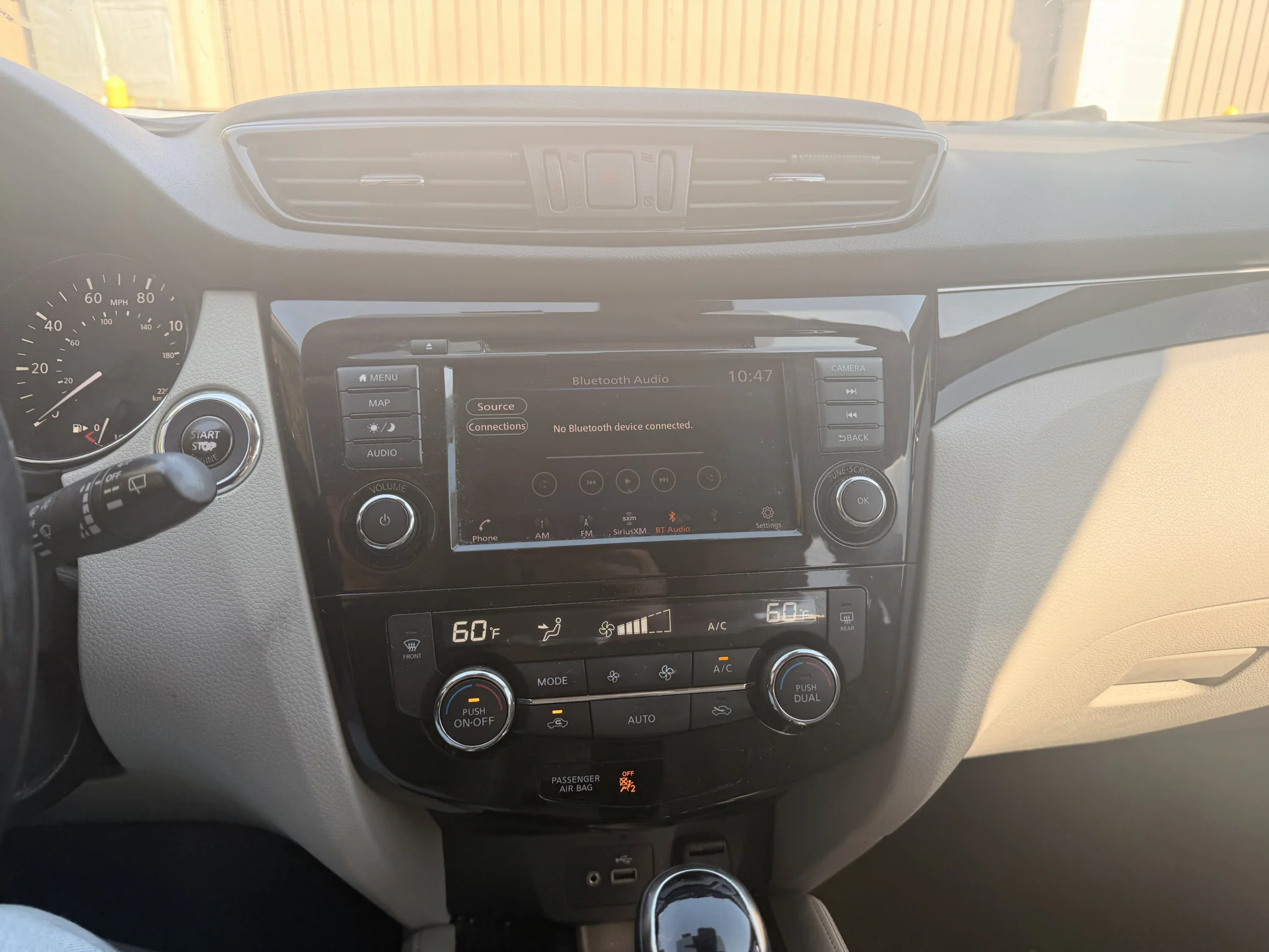 Used 2019 Pearl White Tricoat Nissan SL image 10