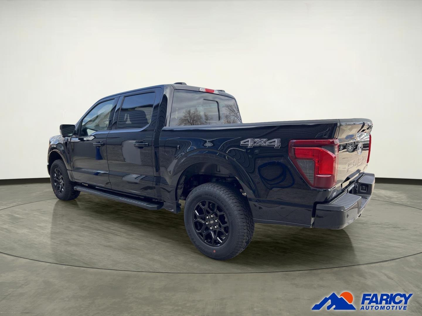 New 2026 Agate Black Metallic Ford XLT image 40