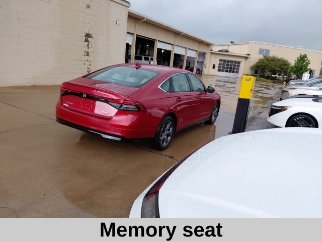 2026 Honda Accord Hybrid EX-L - Photo 4