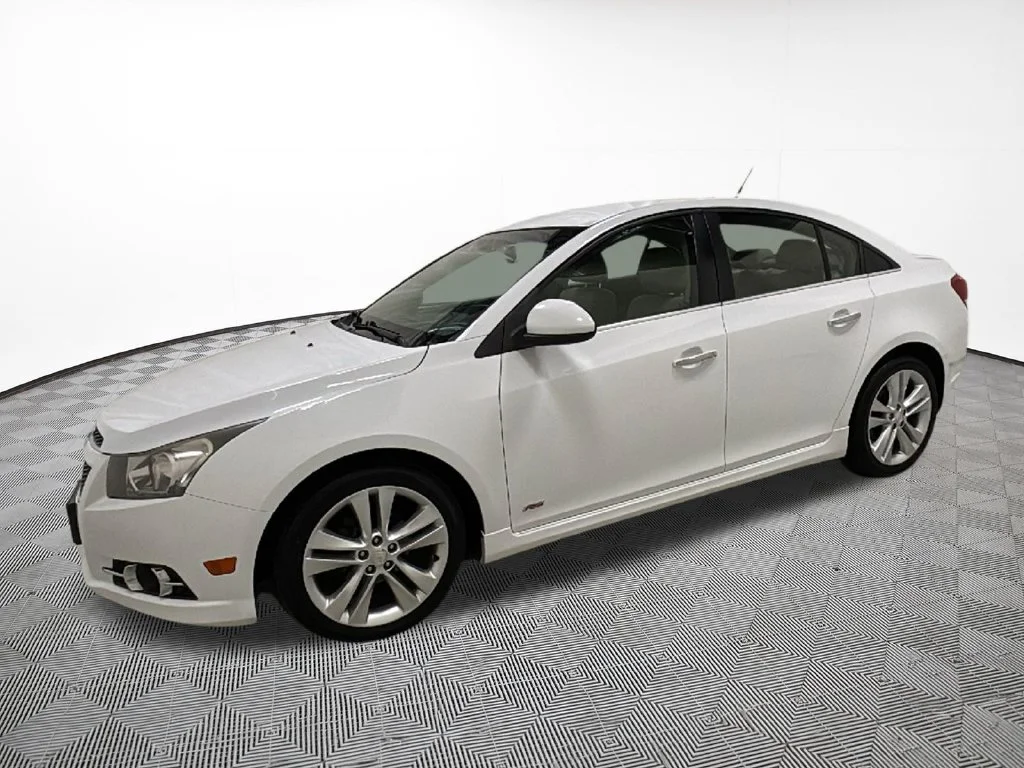 Used 2011 Chevrolet Cruze LTZ with VIN 1G1PH5S98B7304504 for sale in Eau Claire, WI