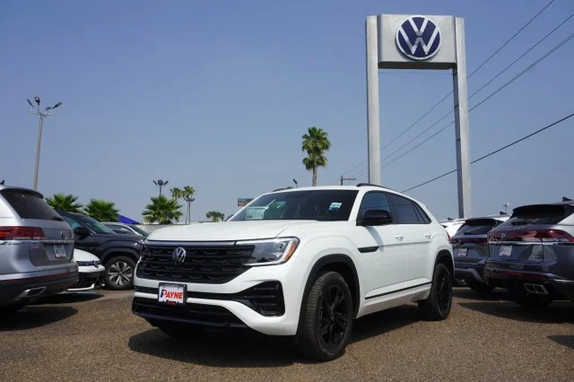 2026 Volkswagen Atlas Cross Sport SEL R-LINE