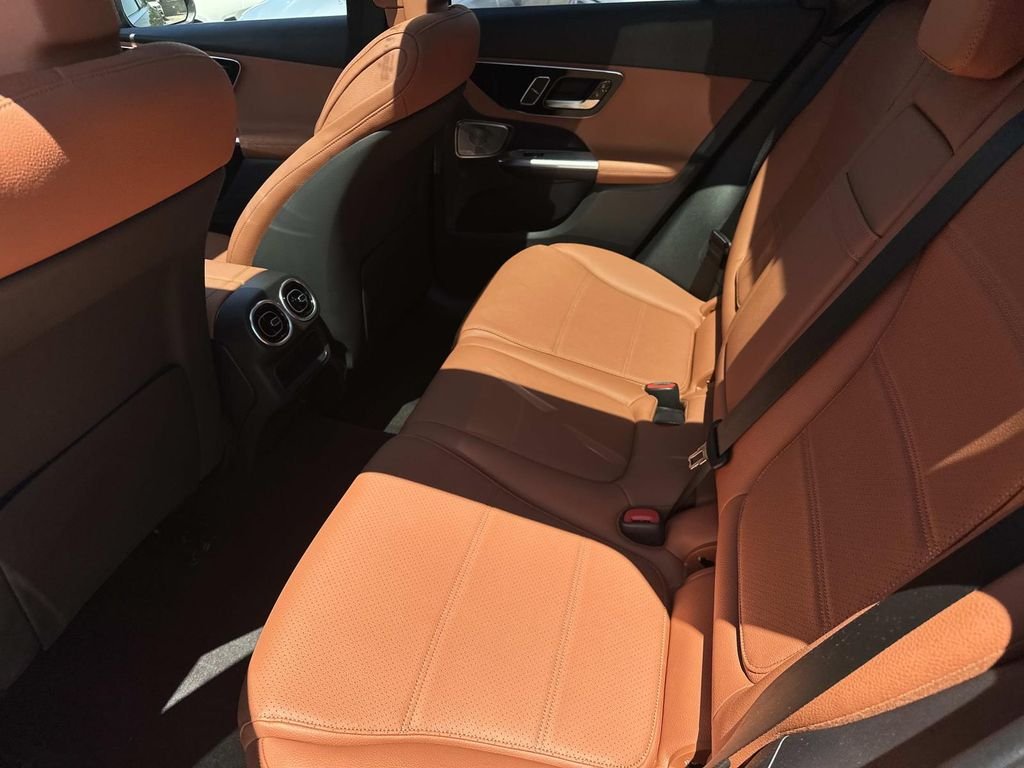 2025 Mercedes-Benz GLC Base - Photo 14