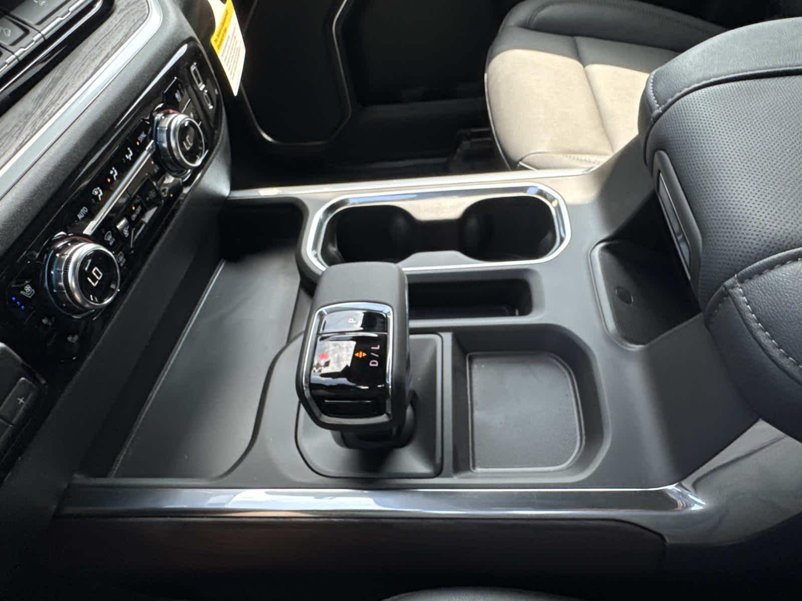 New 2026 Onyx Black GMC SLT image 18