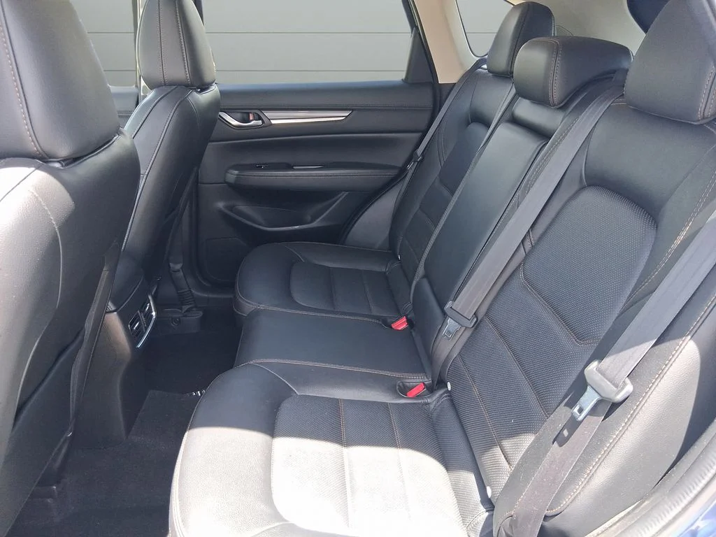Used 2018 Blue Mazda Grand Touring image 11