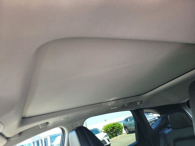 Used 2025 White Nissan SL image 21