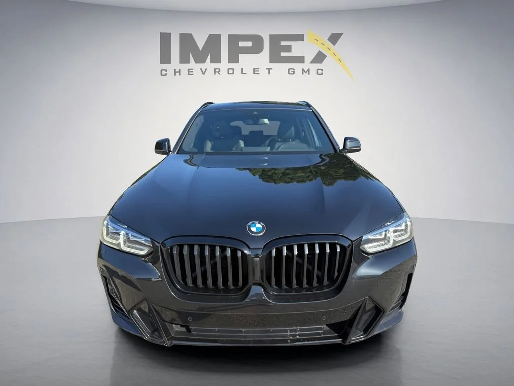Used 2023  BMW xDrive30i image 8