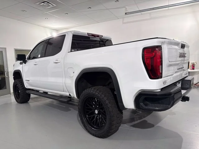 Used 2024 White GMC AT4X image 6
