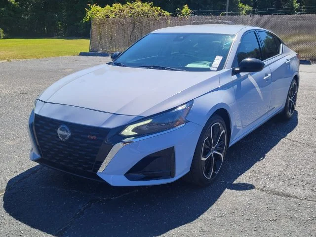 Used 2024 Gray Nissan 2.5 SR image 6