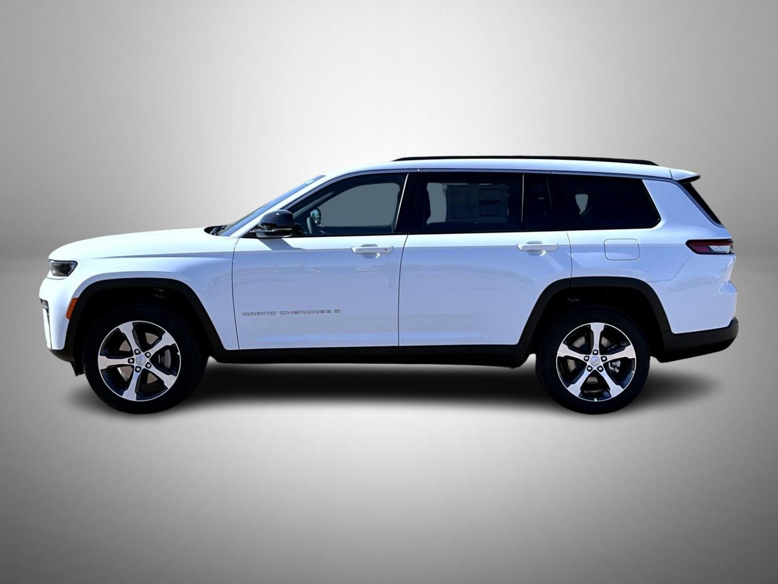 New 2026 Bright White Clear-Coat Exterior Paint Jeep Limited image 8