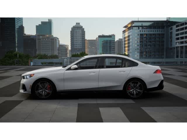 Used 2026 Alpine White BMW 530i image 4